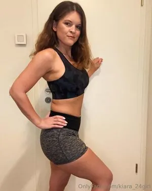 kiara_24girl