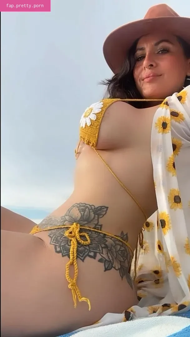 Karina Aldrete - Photo #03