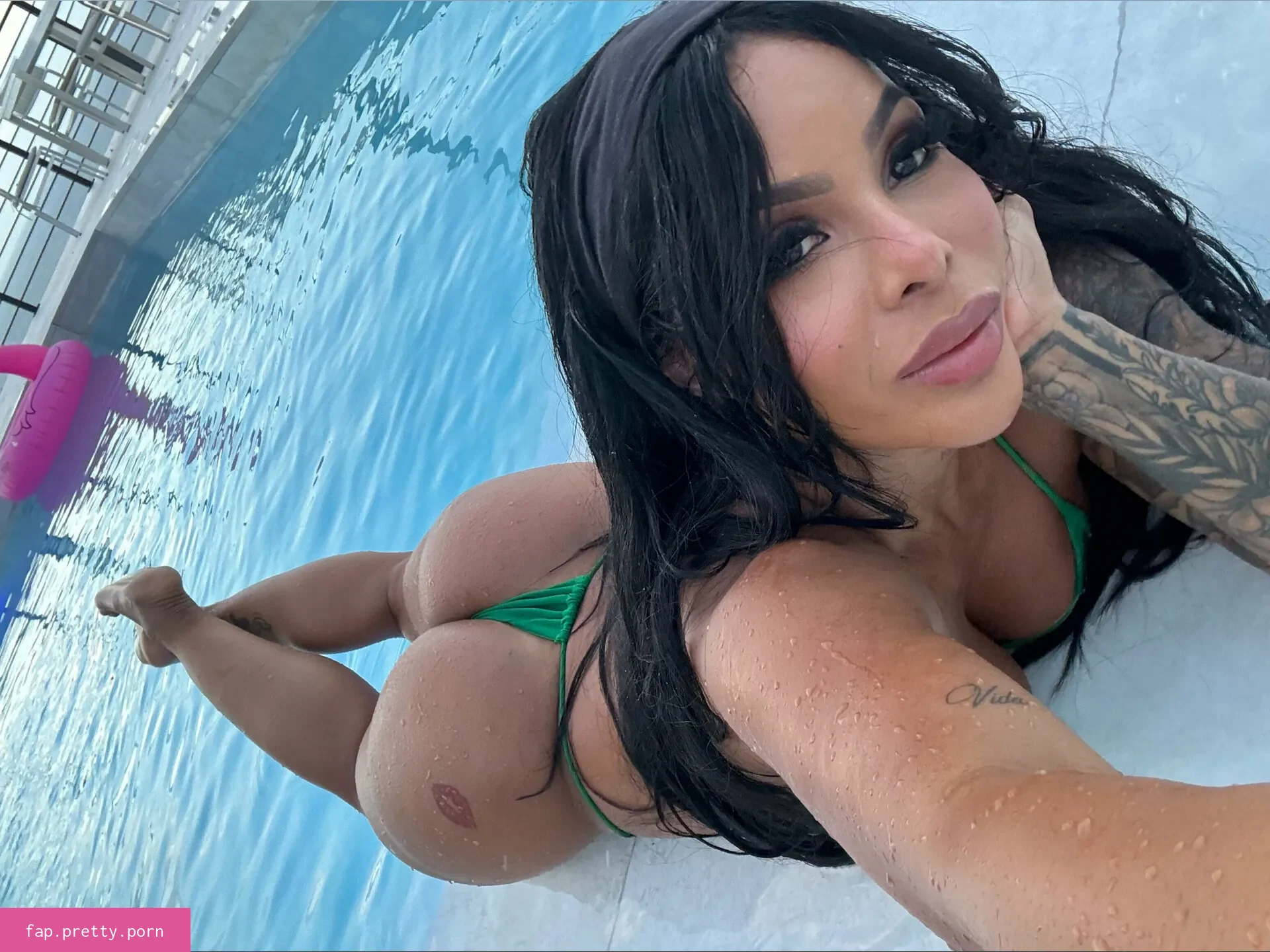 Karishna Ayala - Photo #01