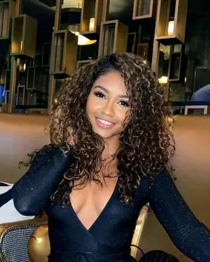 Karolina Achong
