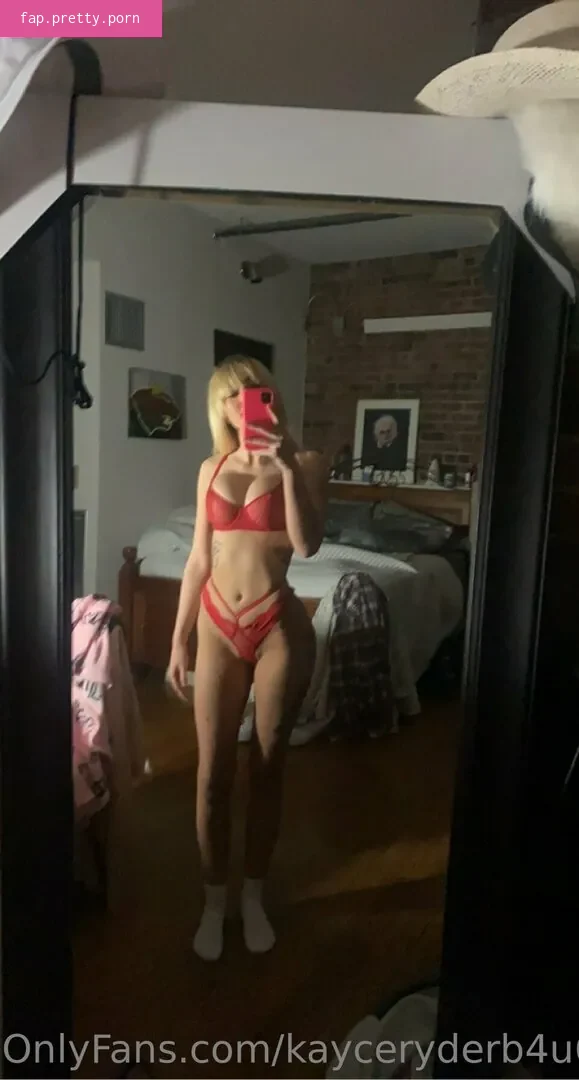 kayceryderb4u69r - Photo #27