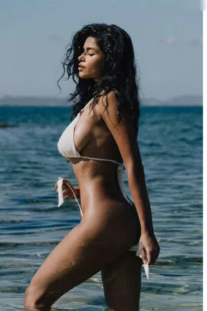 Koko Angel Ilsanker