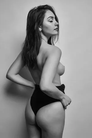 Kristina Azaronak