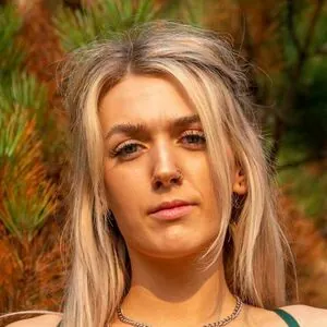 Kara Bella