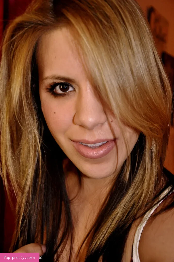Katelyn Brooks - Photo #14