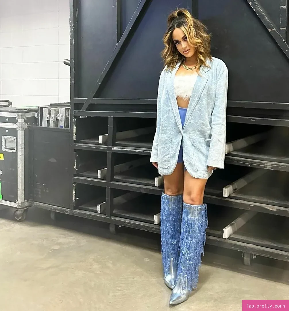 Kayla Braxton - Photo #22