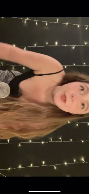 Kelly Belly ASMR