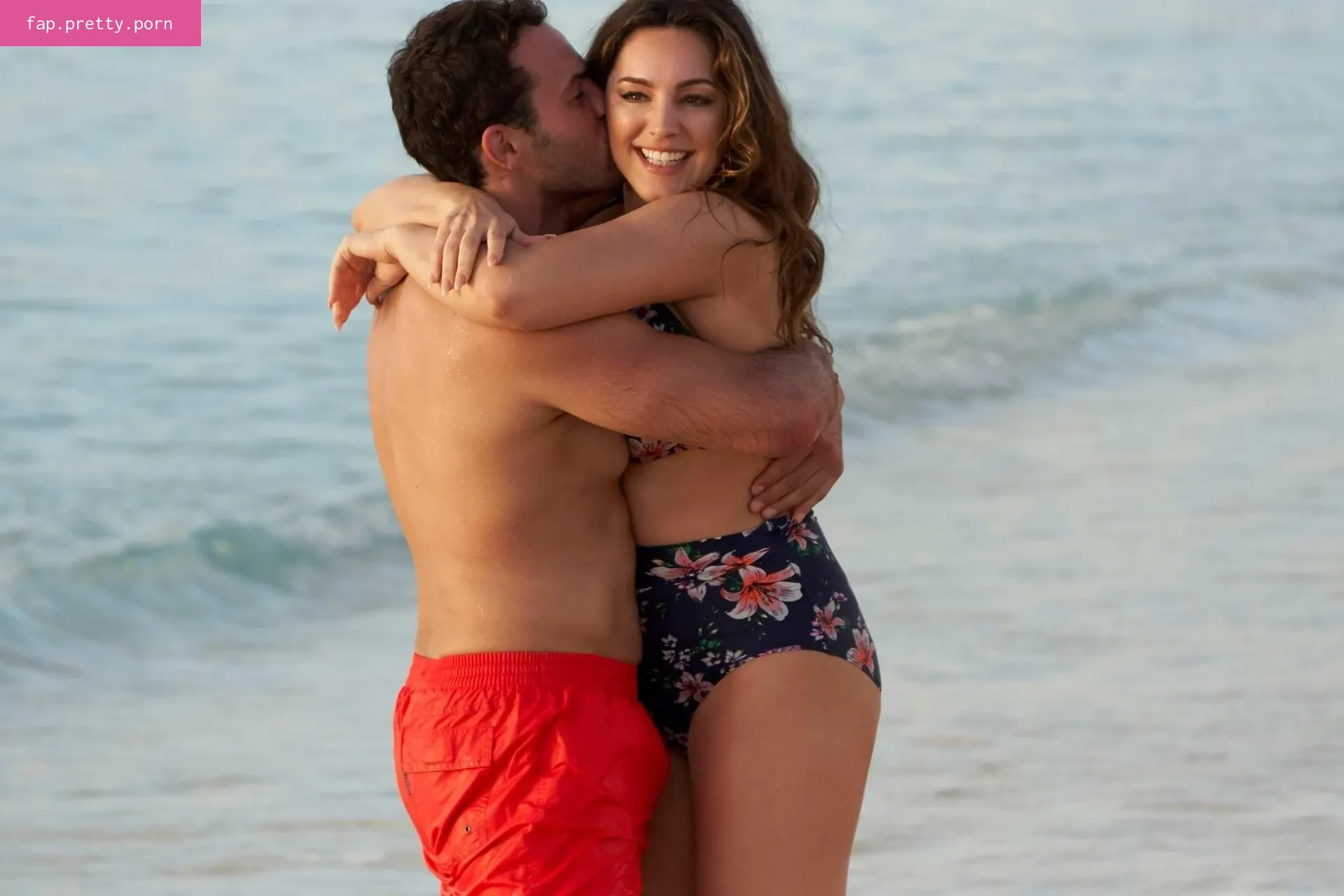 Kelly Brook - Photo #68