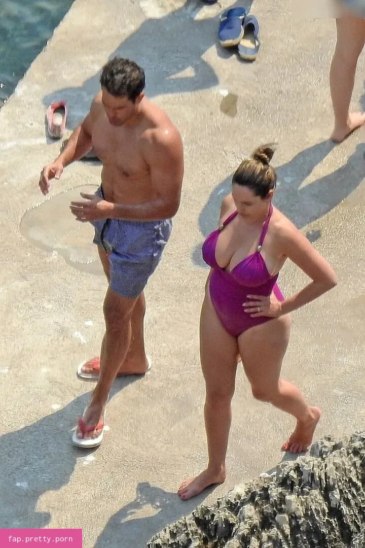 Kelly Brook - Photo #57