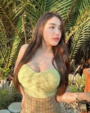 Kunthada Baifern