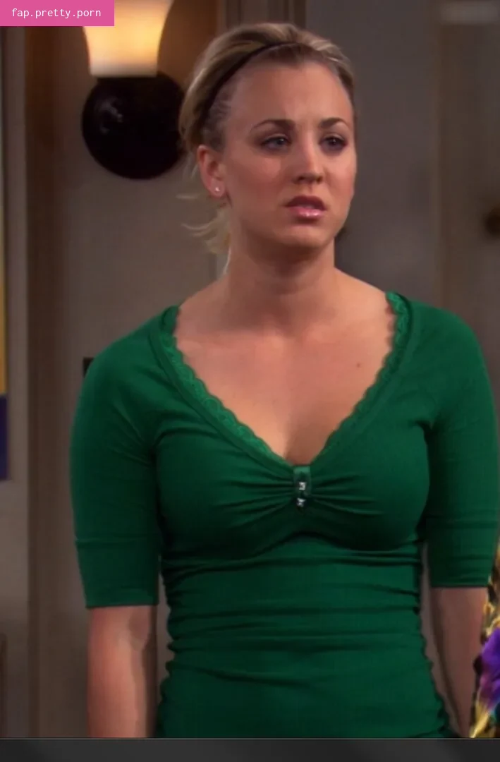 Kaley Cuoco - Photo #70