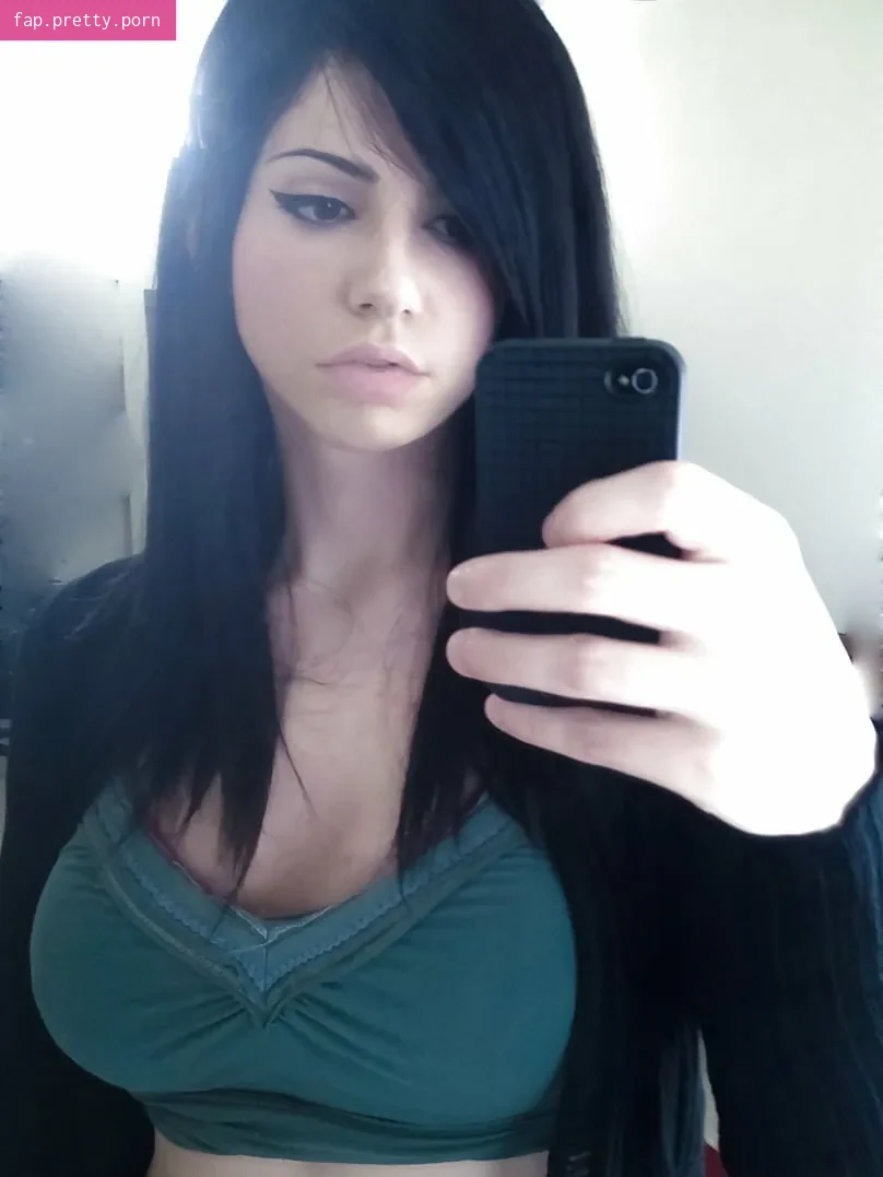 Kalindra Chan - Photo #48