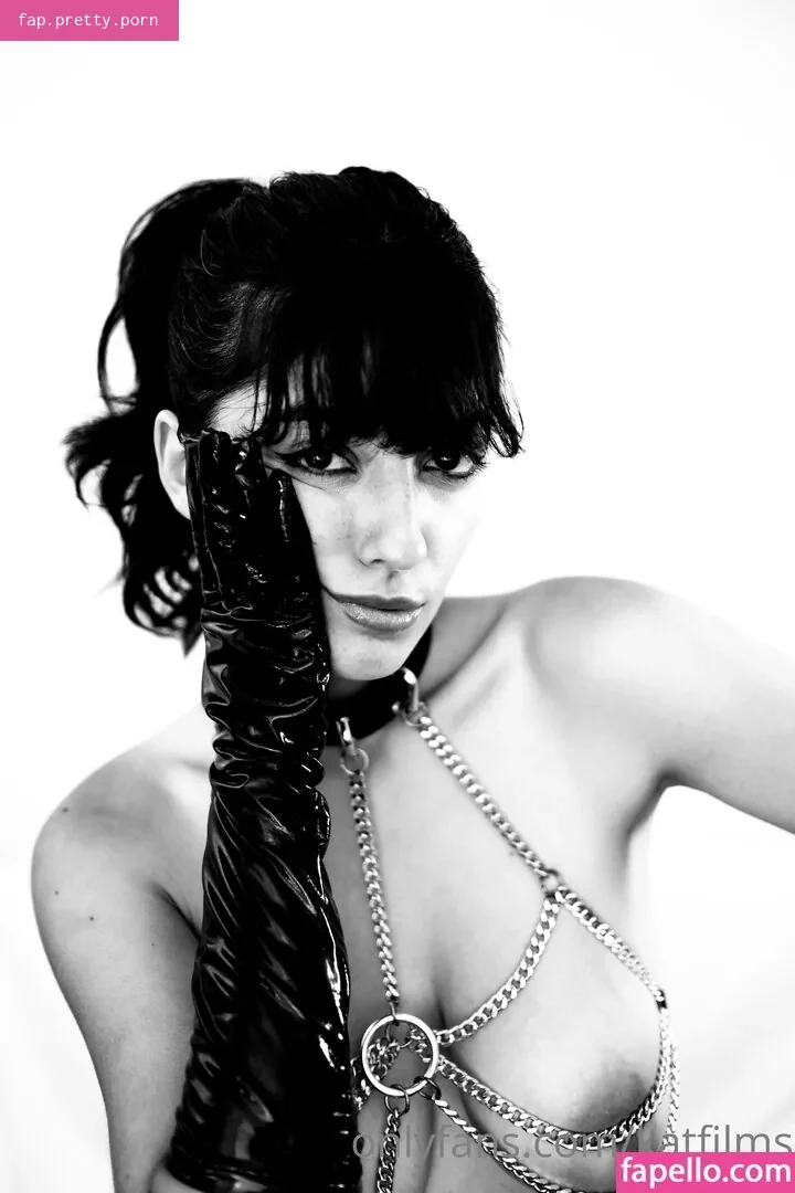 Kat Cabaret - Photo #25