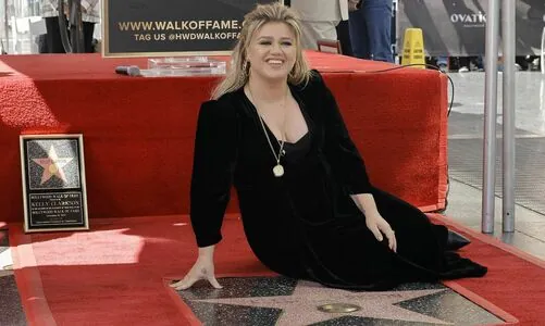 Kelly Clarkson