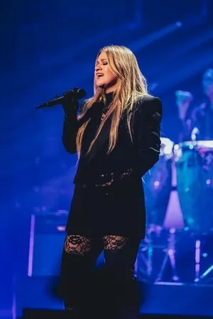 Kelly Clarkson