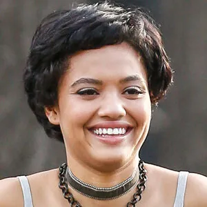 Kiersey Clemons