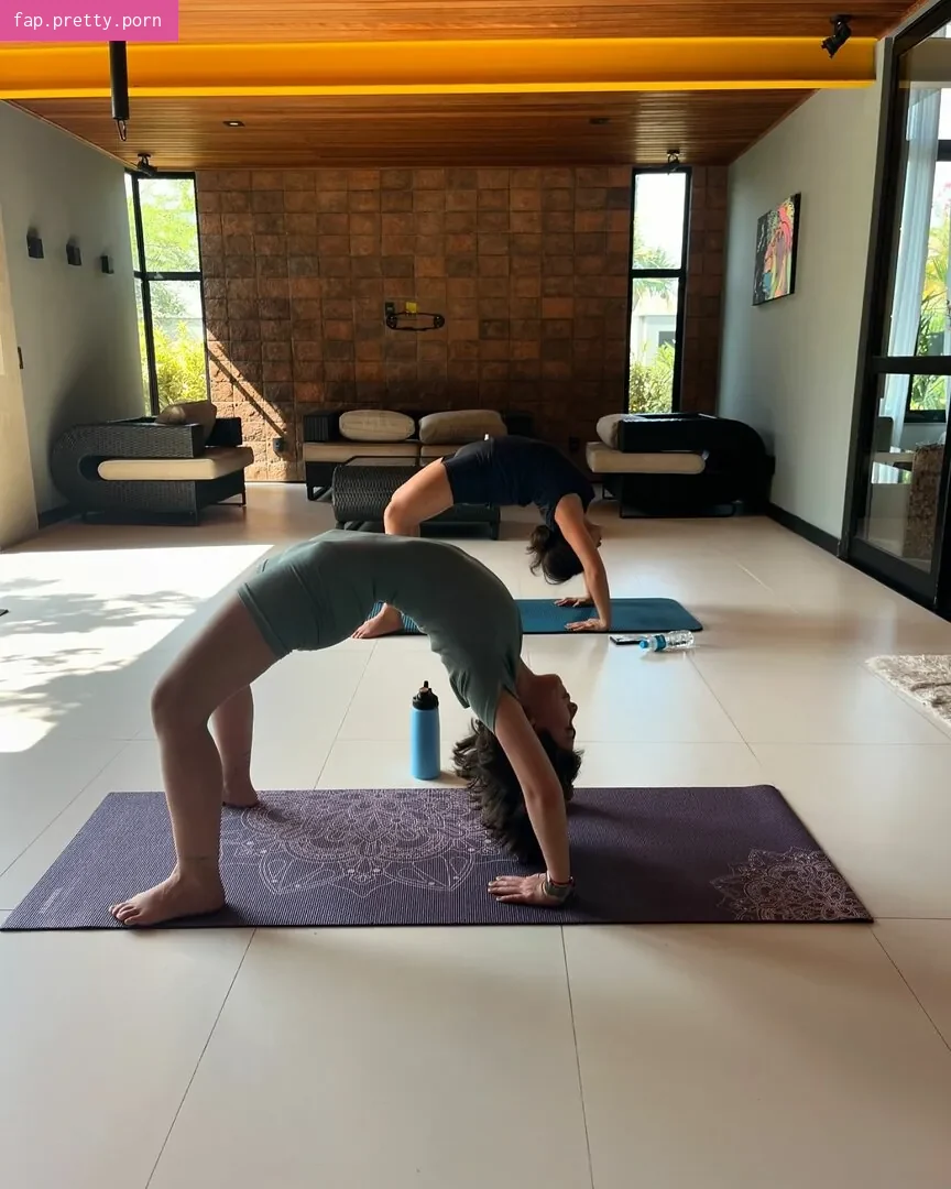 Klara Castanho - Photo #28