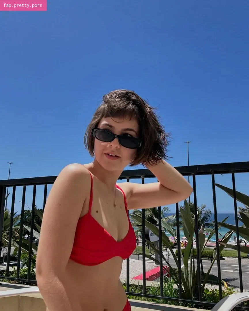 Klara Castanho - Photo #44