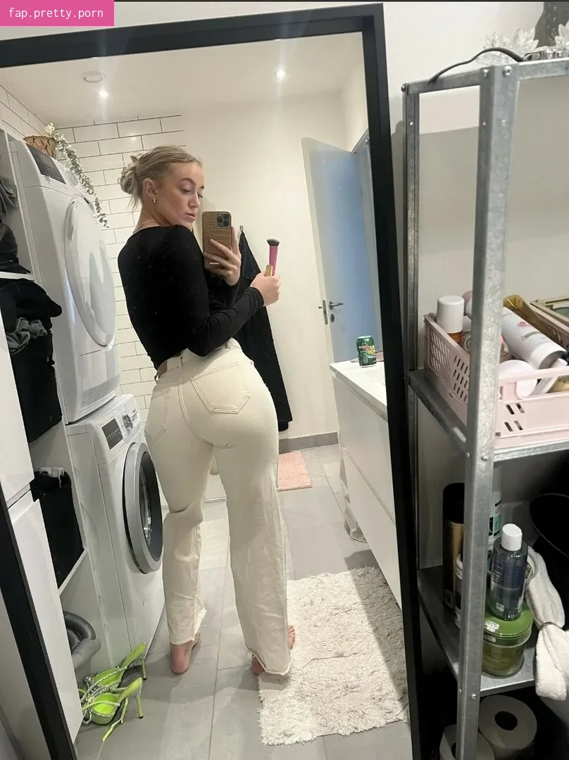 Kamilla Due - Photo #86