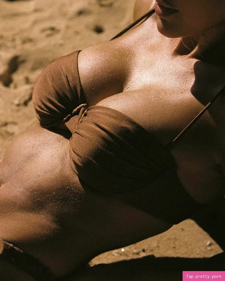 Kara Del Toro - Photo #74