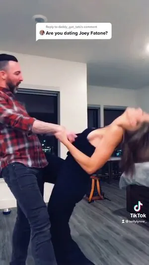 kellylynne_