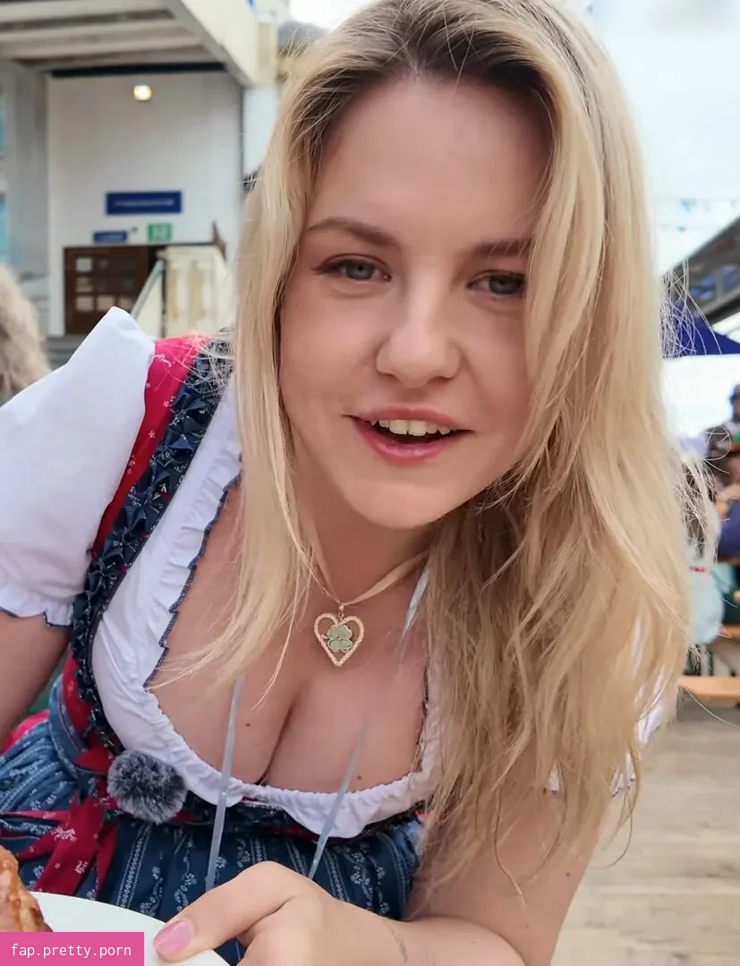 KellyMissesvlog - Photo #18