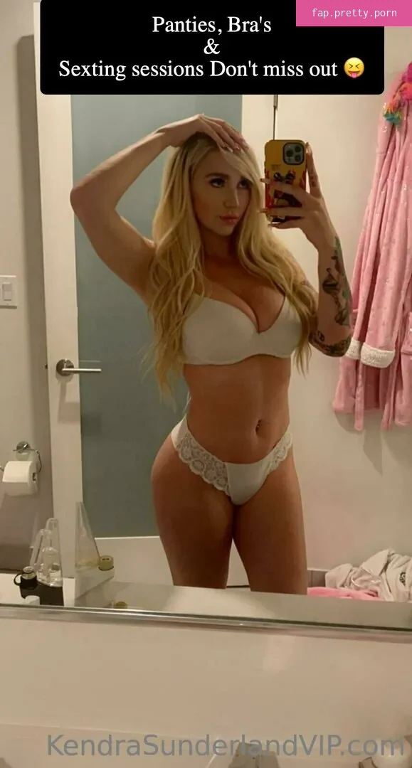 KendraSunderland - Photo #63