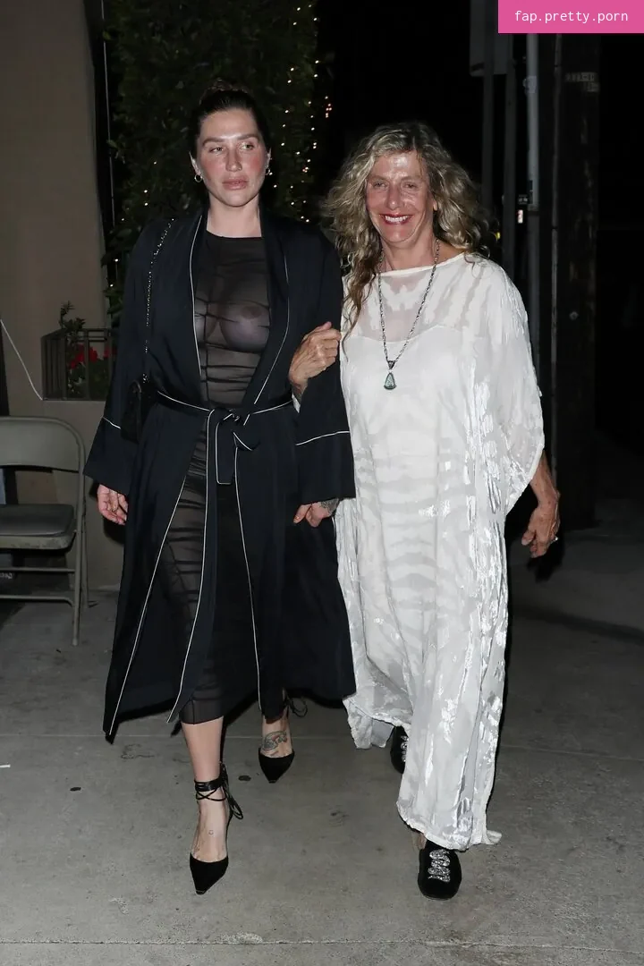 Kesha - Photo #04