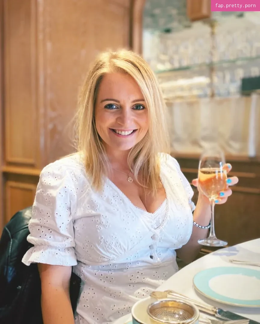Kirsty Eccleston - Photo #60