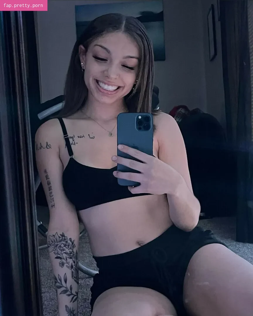 Kyliee.ep - Photo #01