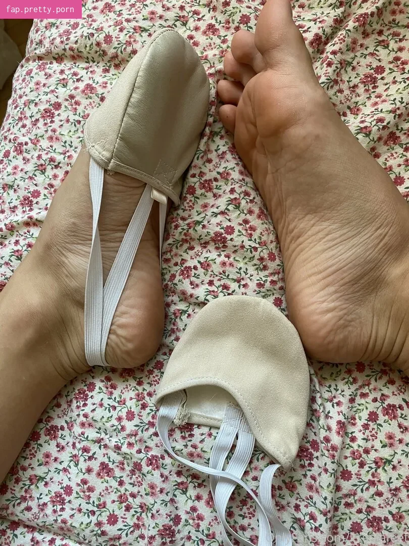 k.flexiblefeet - Photo #35