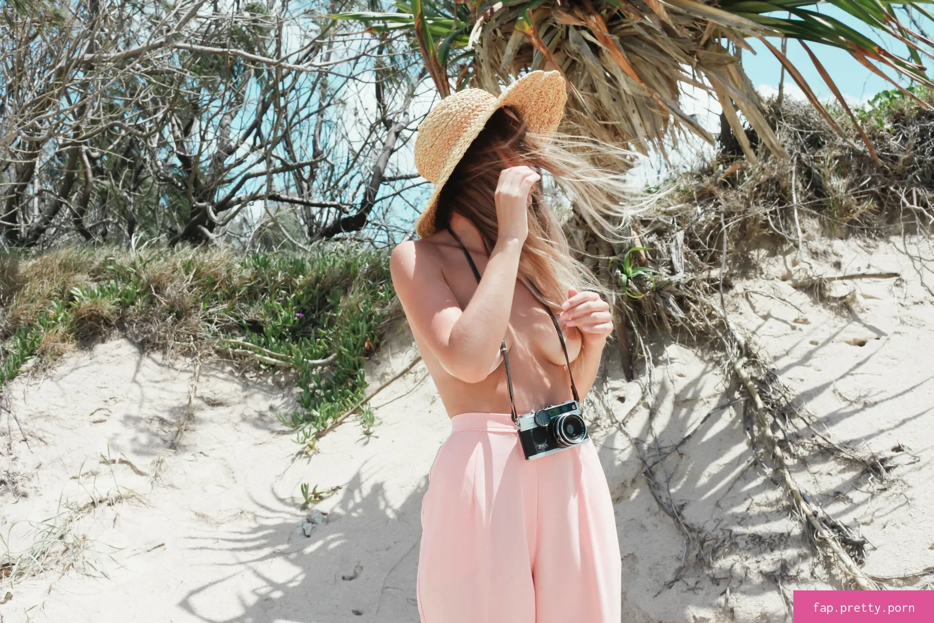 Kate Fenton - Photo #03