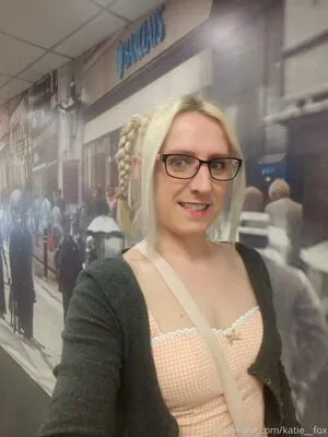katie__fox