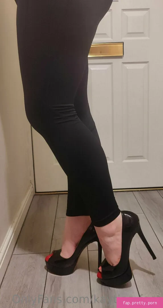 kayties_feet - Photo #24