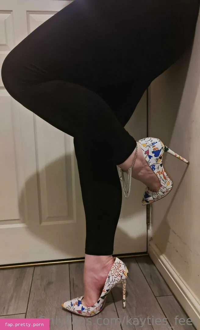kayties_feet - Photo #21