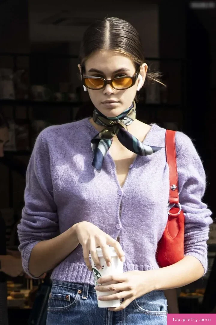 Kaia Gerber - Photo #11