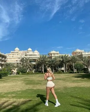 Karina Grinberryall