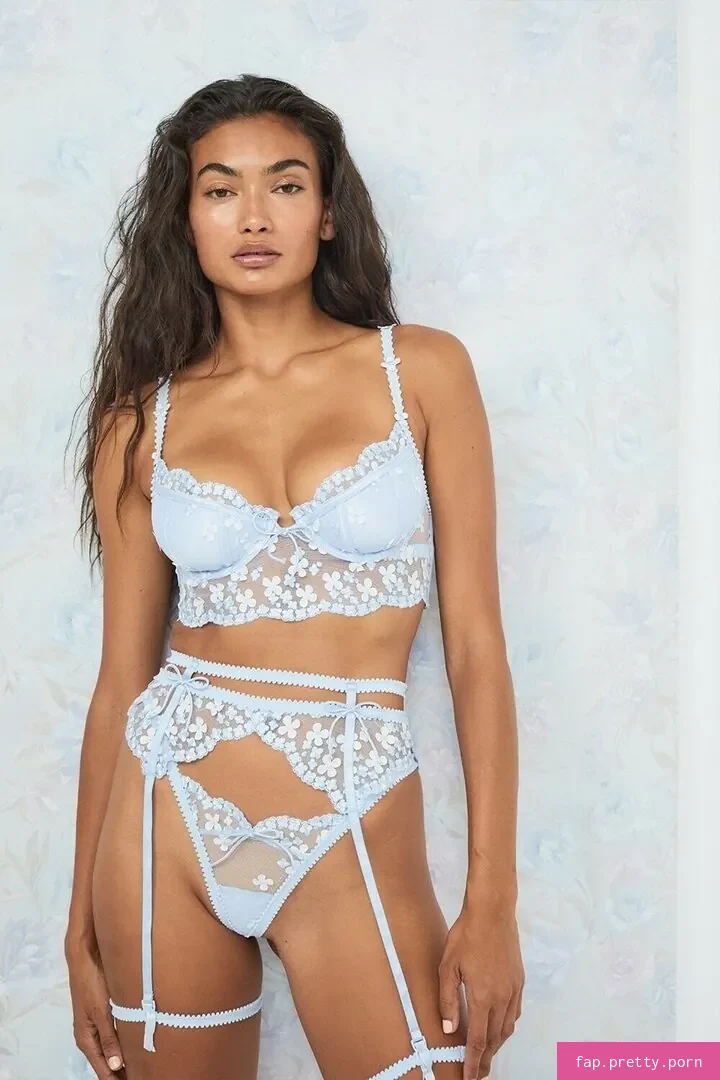 Kelly Gale - Photo #80