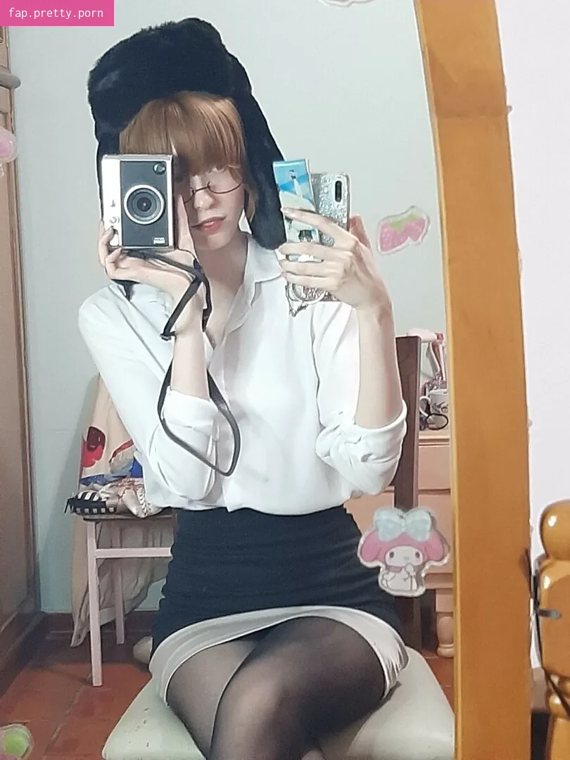 Kiki Glitter Cosplay - Photo #31