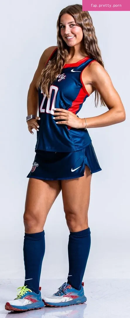 Kaia Harding - Photo #02