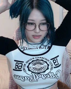 Kang Hee Yoon
