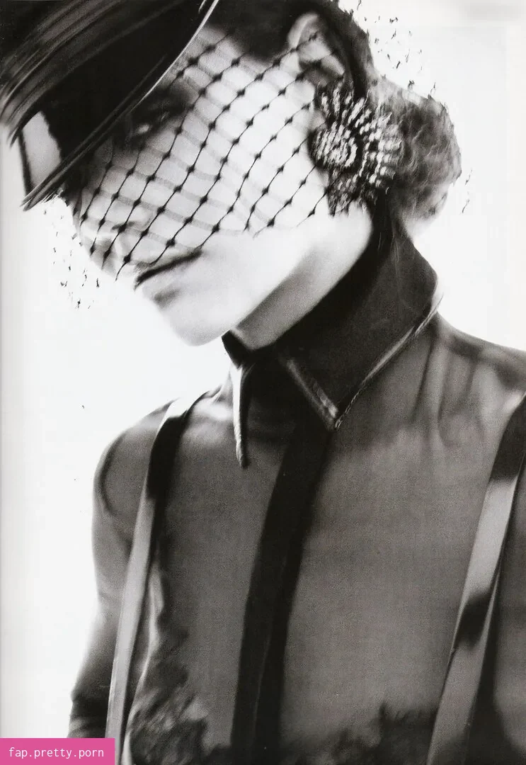 Katie Holmes - Photo #38