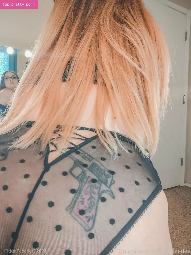 kinkycurvykat - Photo #77