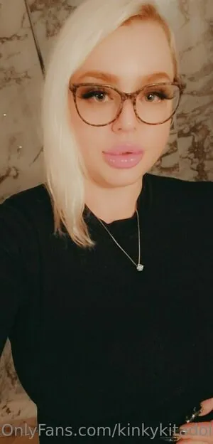kinkykitadoll