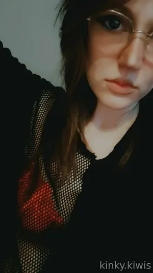 kinkykiwisx