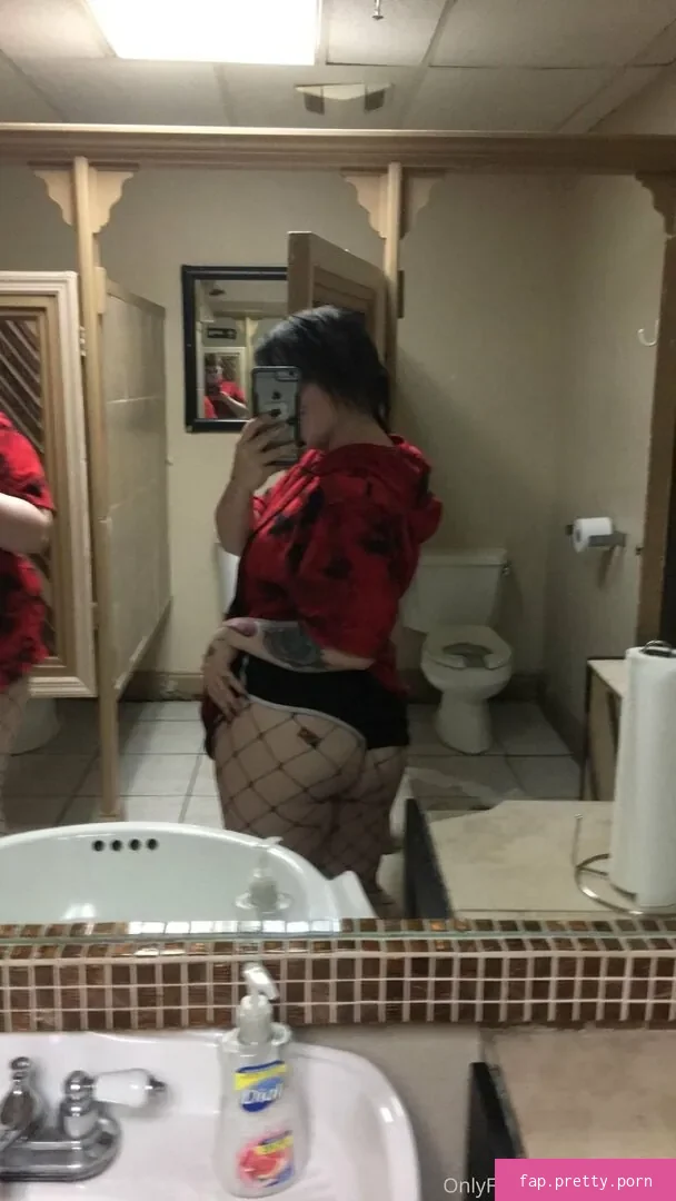 kirbyxx - Photo #58
