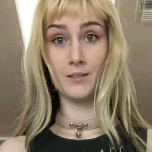 kittenwithfangsfree
