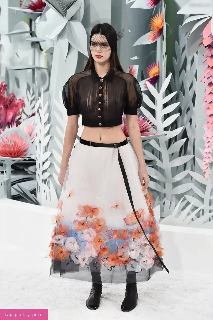 Kendall Jenner - Photo #07