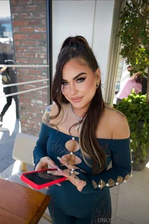 Karmen Karma