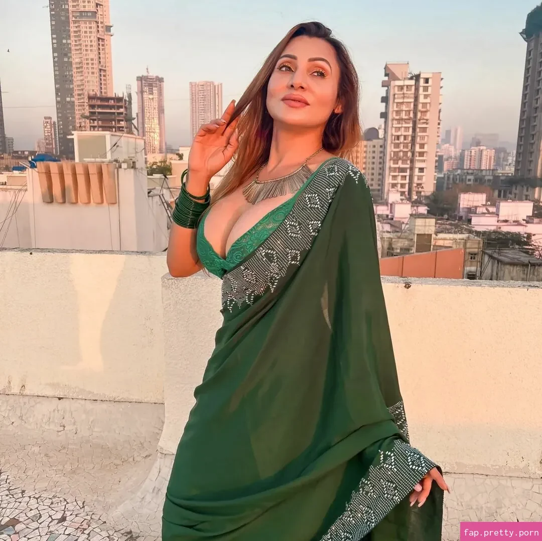 Karrishma Kar - Photo #03